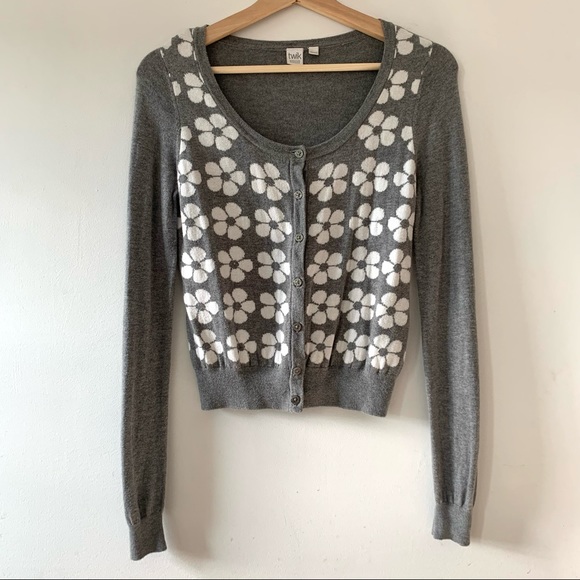 Costal Grandma Cardigan - Picture 2 of 9